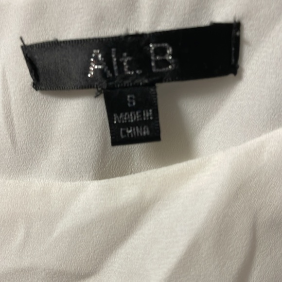 Alt B Blouse in white frills. Summer blouse for someone sized Small. - Picture 2 of 4